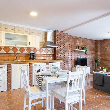 Apartamento Alberti フリヒリアナ エクステリア 写真