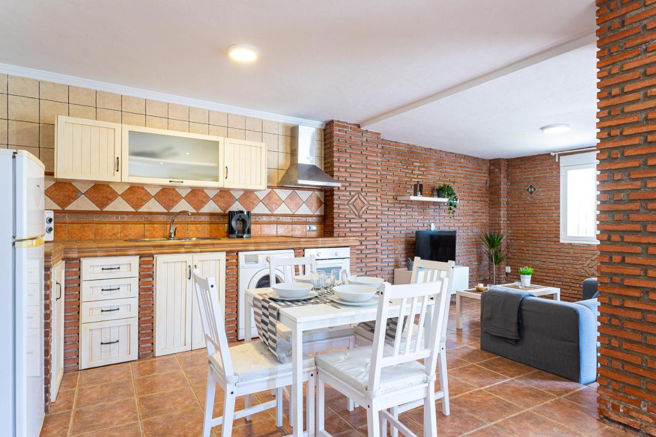 Apartamento Alberti フリヒリアナ エクステリア 写真