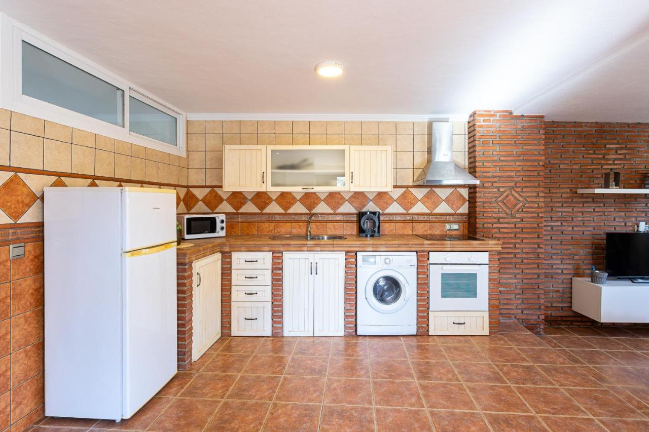 Apartamento Alberti フリヒリアナ エクステリア 写真