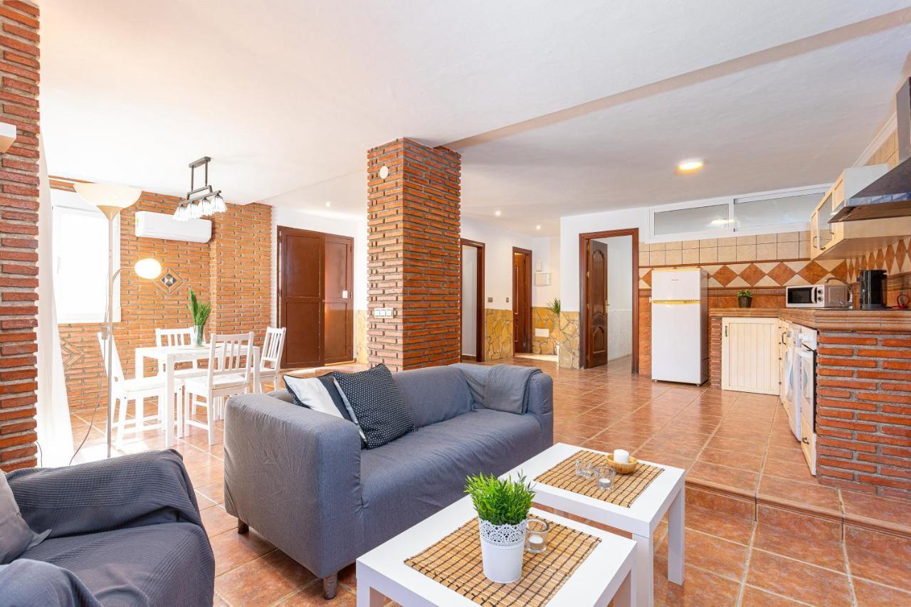 Apartamento Alberti フリヒリアナ エクステリア 写真
