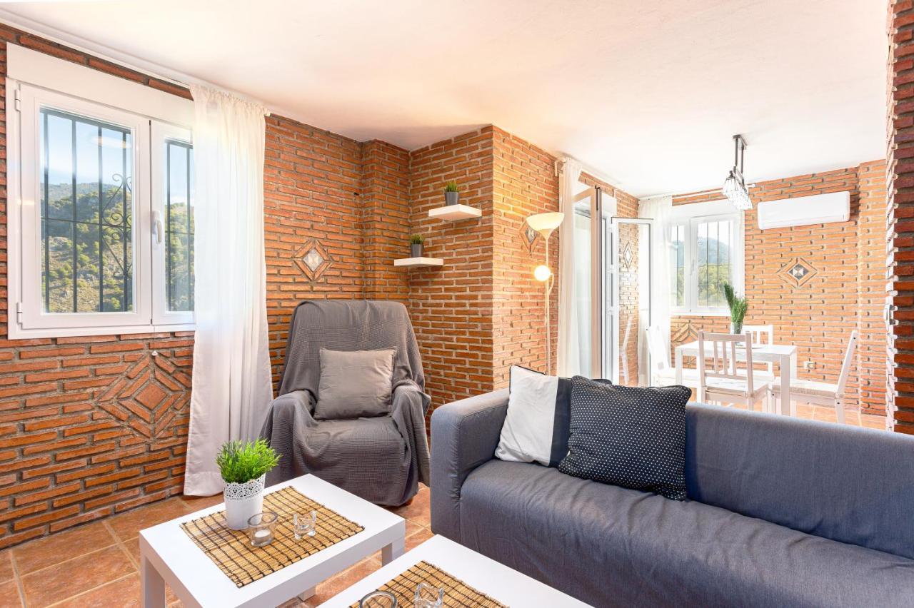 Apartamento Alberti フリヒリアナ エクステリア 写真